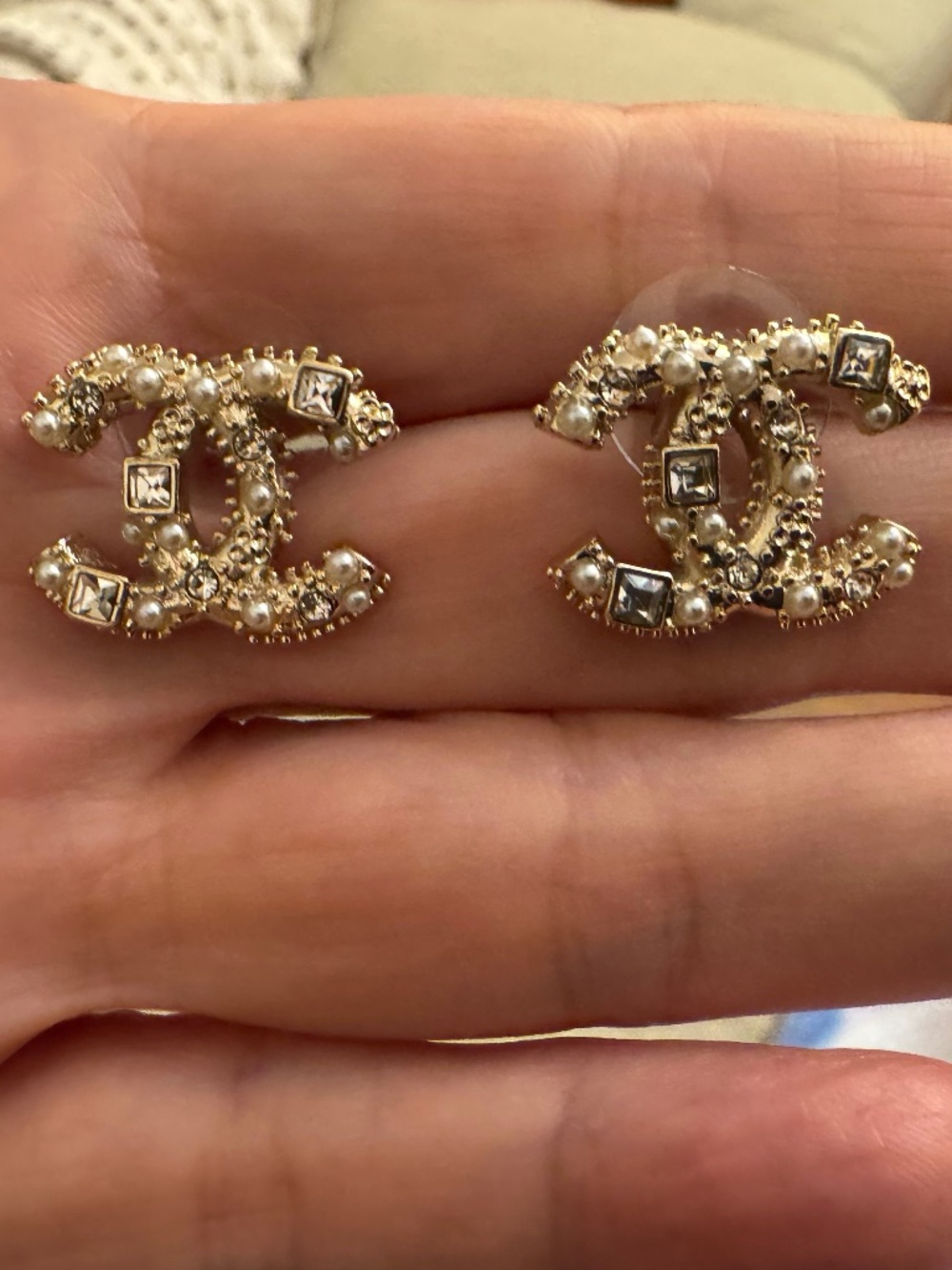 Brand New Classic Chanel CC Logo Crystal Embellished Pearl Gold Stud Earrings